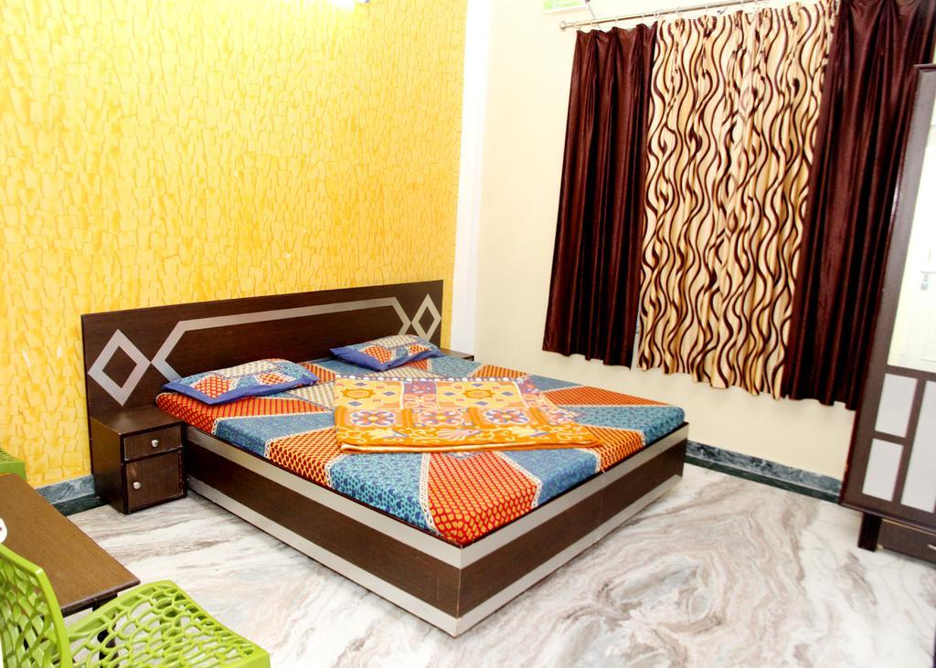 Hotel Madhusudan Rishīkesh Exterior foto