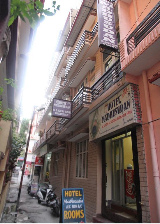 Hotel Madhusudan Rishīkesh Exterior foto