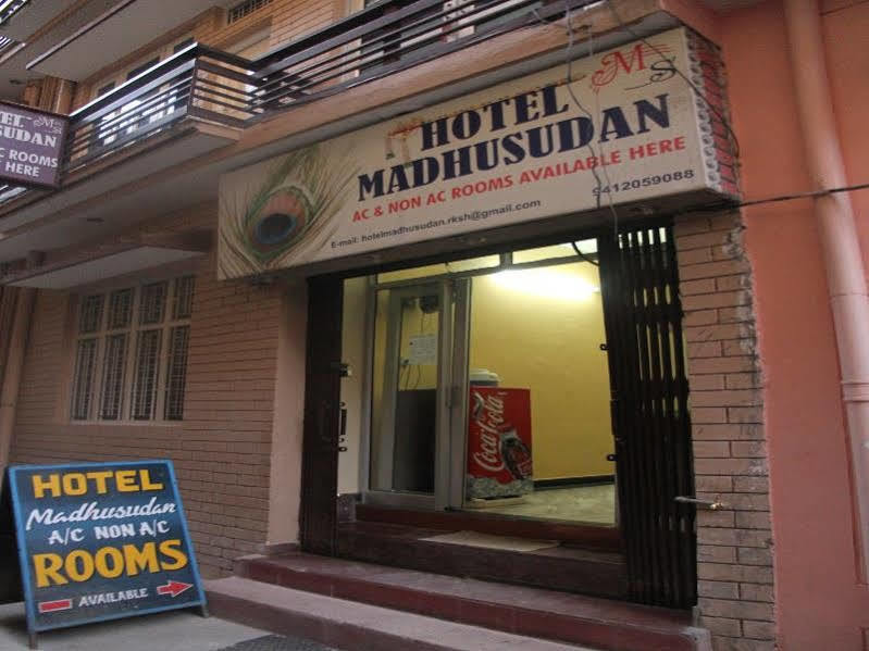 Hotel Madhusudan Rishīkesh Exterior foto