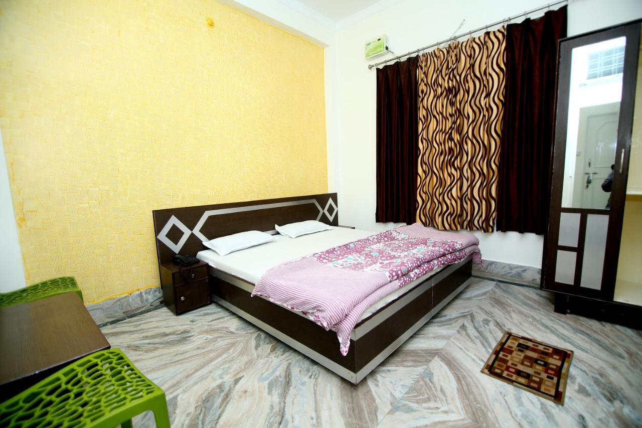 Hotel Madhusudan Rishīkesh Exterior foto